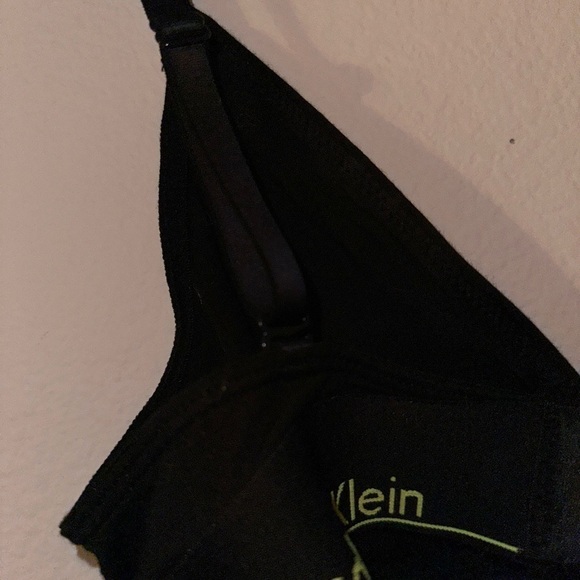 Calvin Klein black neon green bralette triangle bra M NWOT adjustable back bra - Picture 5 of 5